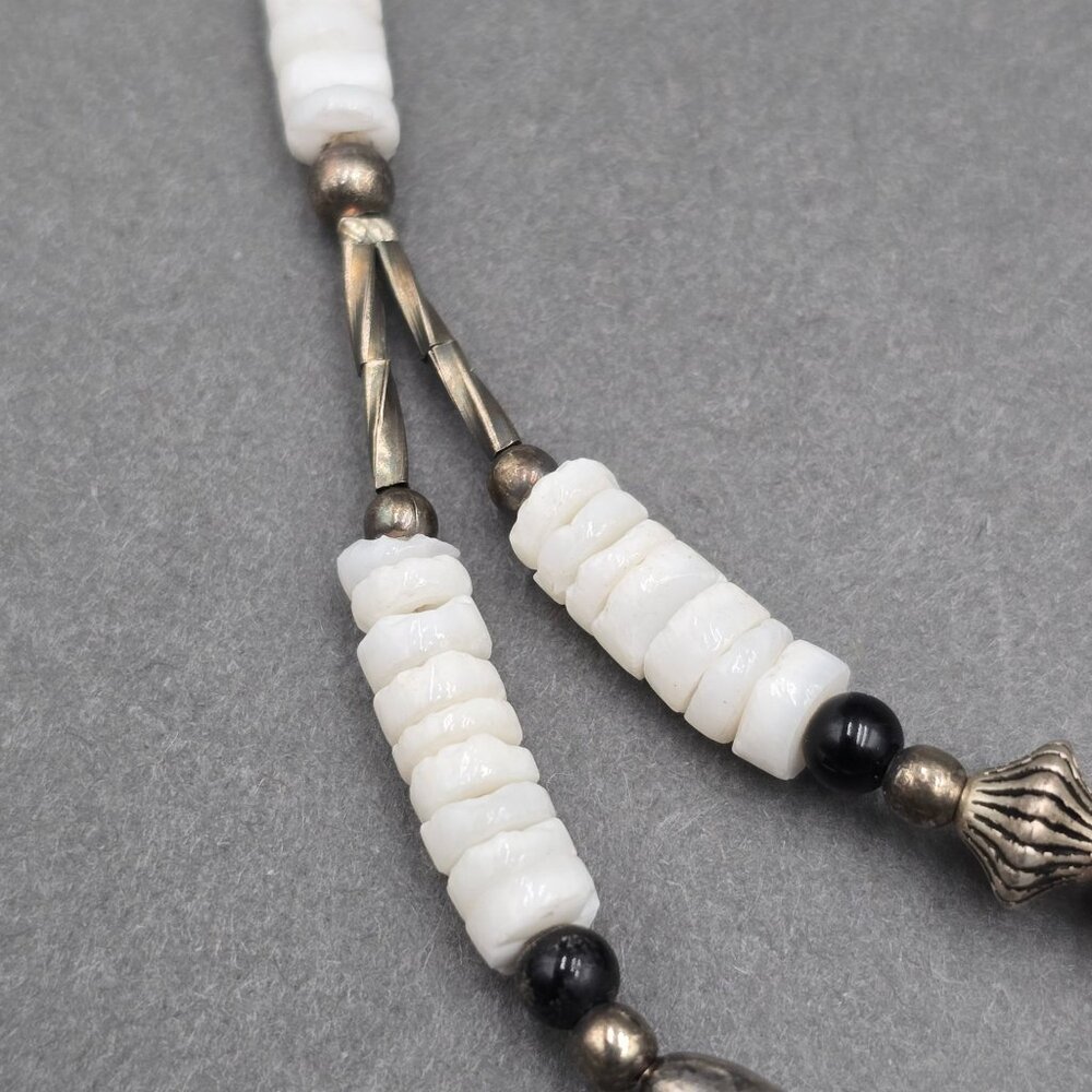 Vintage Southwestern Bird Fetish Necklace 18" Hand Carved MOP Heishi Beads - Picture 5 of 11